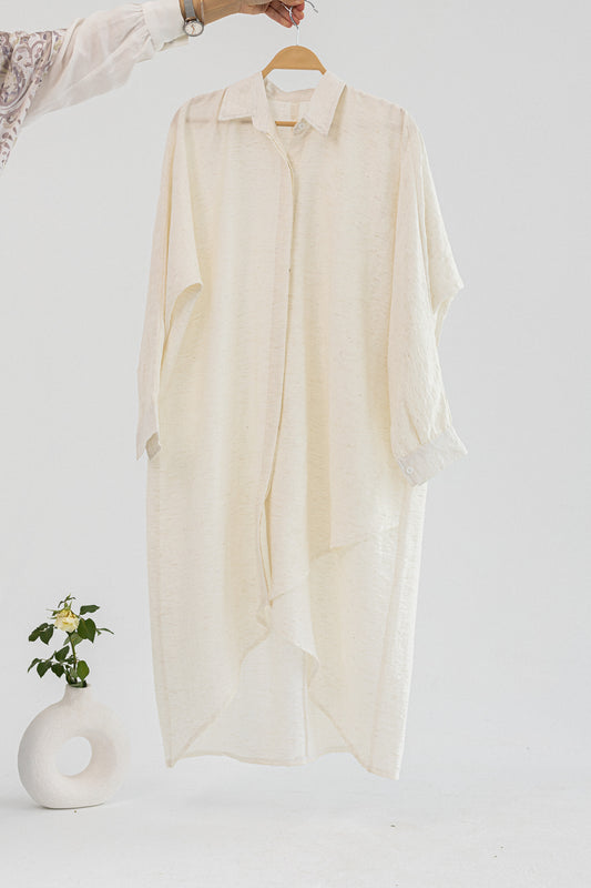 Amenaa Minimal Flow Tunic in 27/21/2 fabric, shown in a relaxed fit with a simple, elegant design.