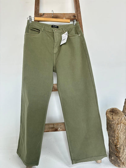 Gabardine Pants - Olive - Amenaa
