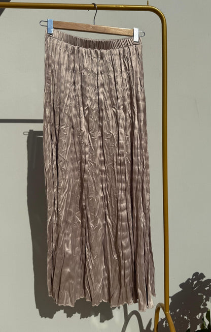 Crushed Skirt - Beige - Amenaa