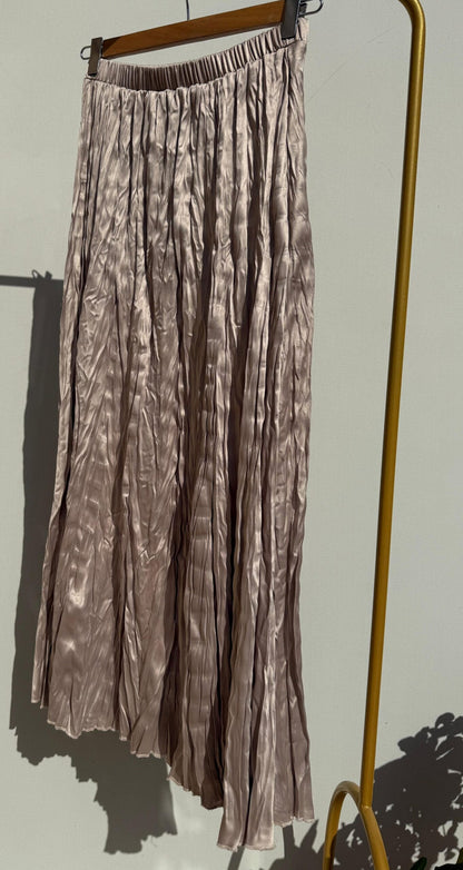 Crushed Skirt - Beige - Amenaa