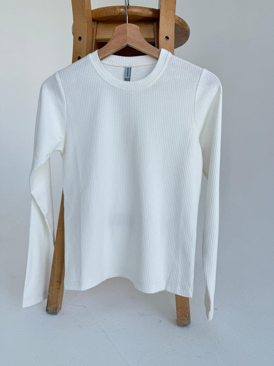 Basic T-Shirt - Amenaa