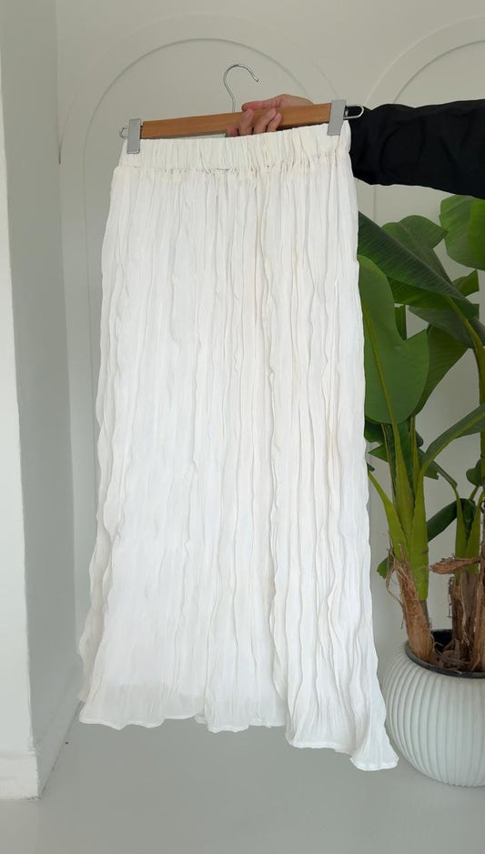 Crushed Summer Skirt - White - Amenaa