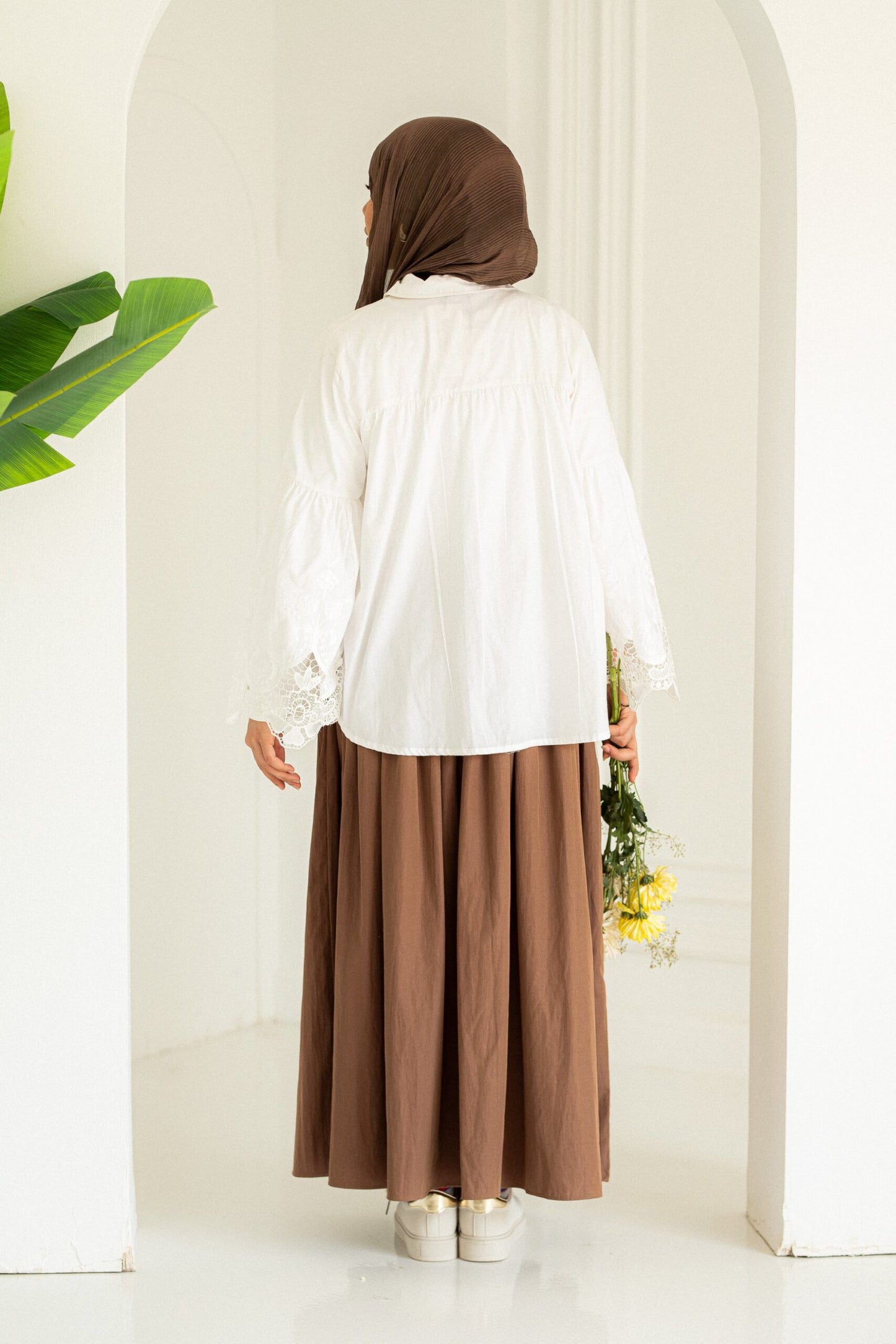 Lace Blouse - Amenaa