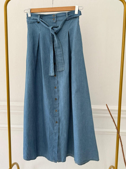 Light Denim Button Skirt - Blue - Amenaa