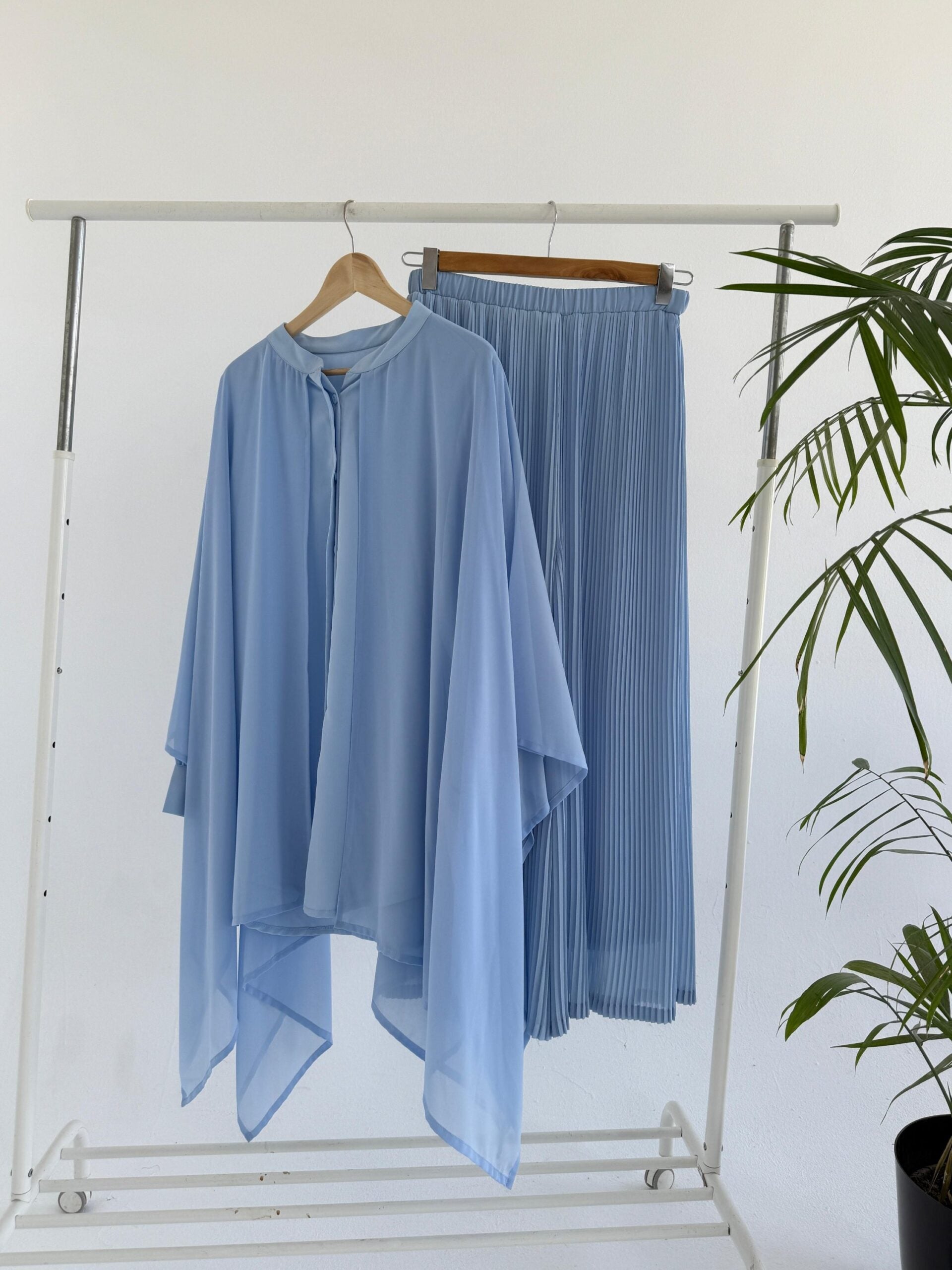 Modest Poncho - Amenaa