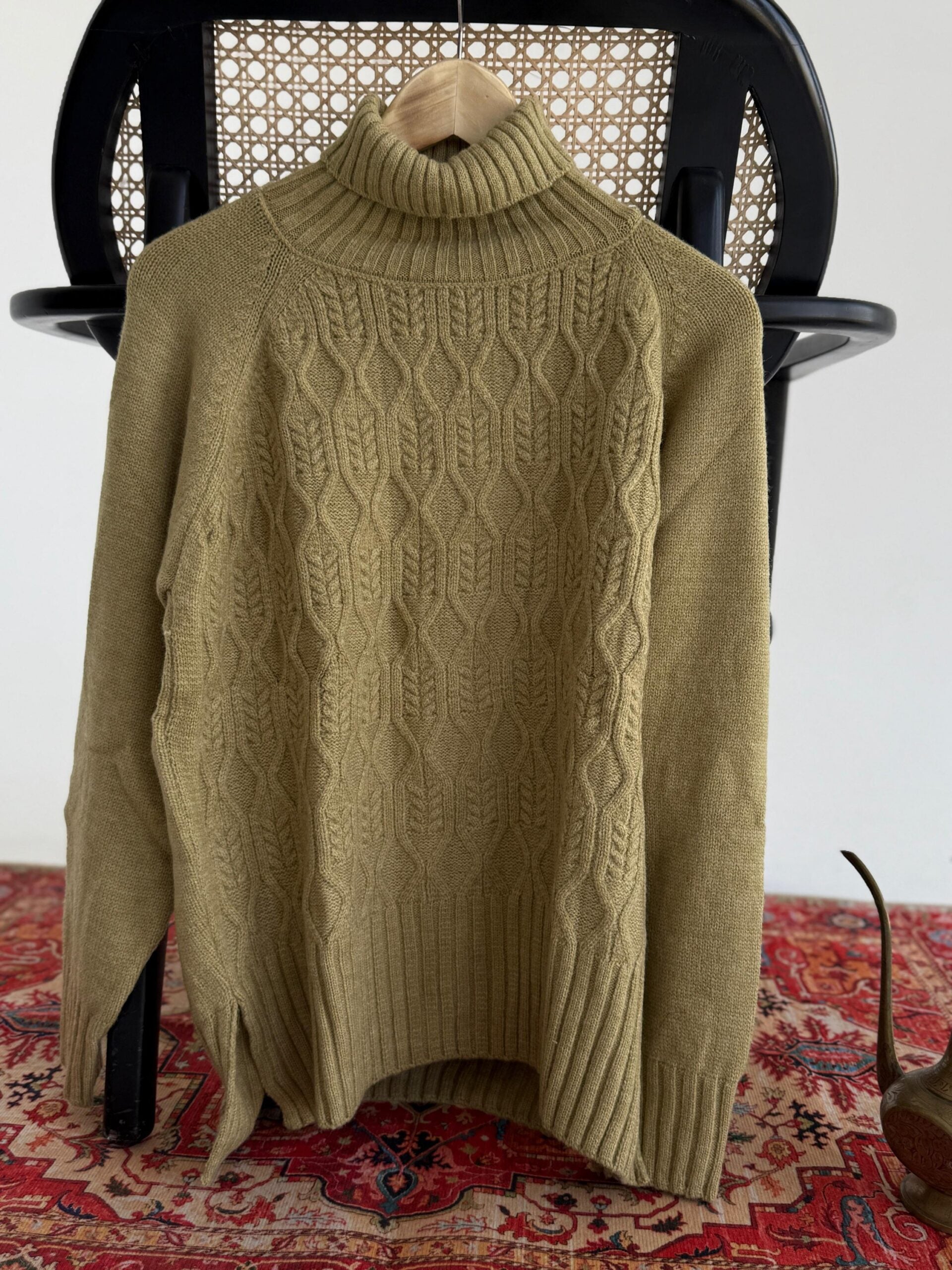 High Nick Pullover - Amenaa