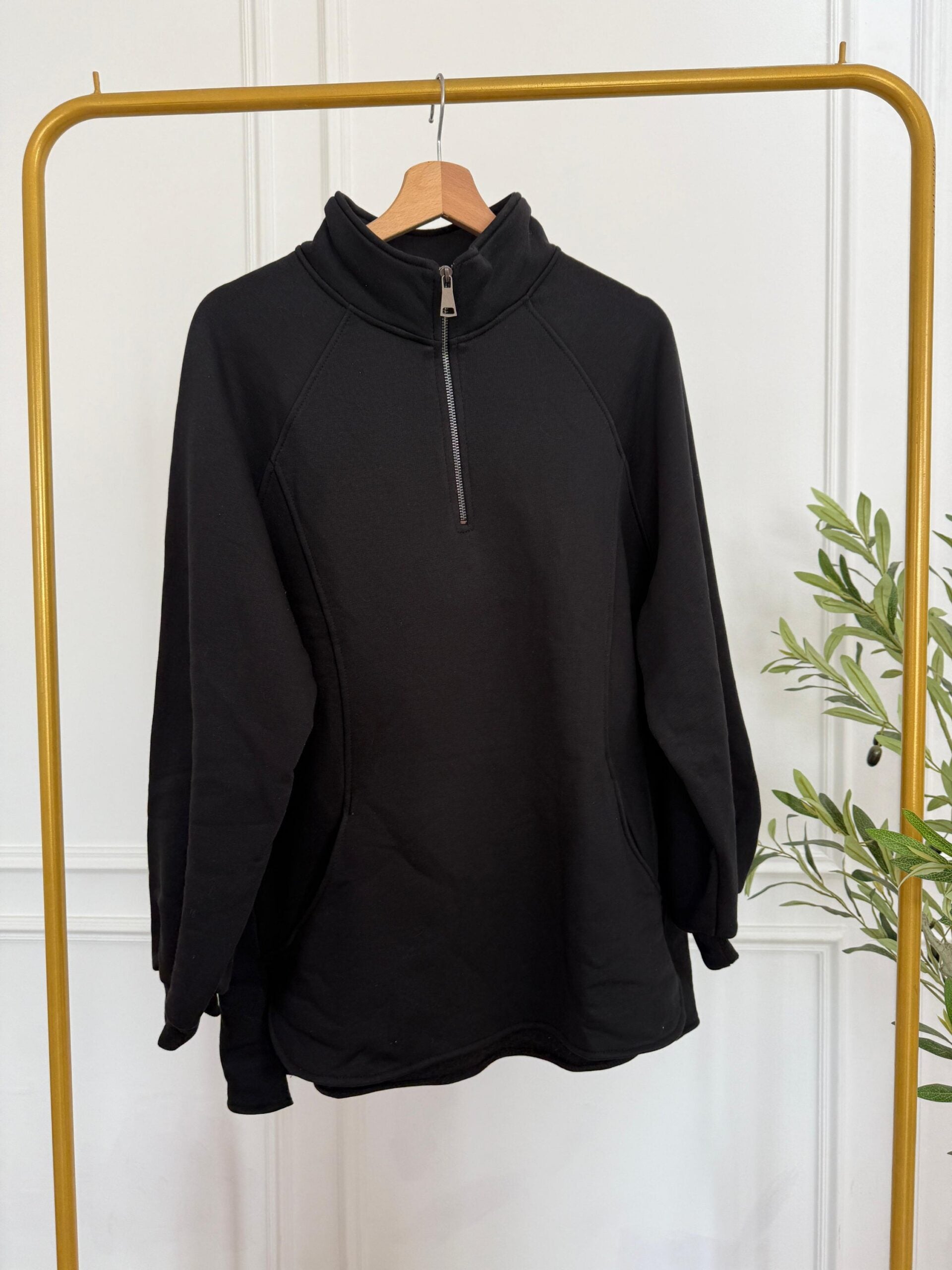 High Nick Sweatshirt - Blue - Amenaa