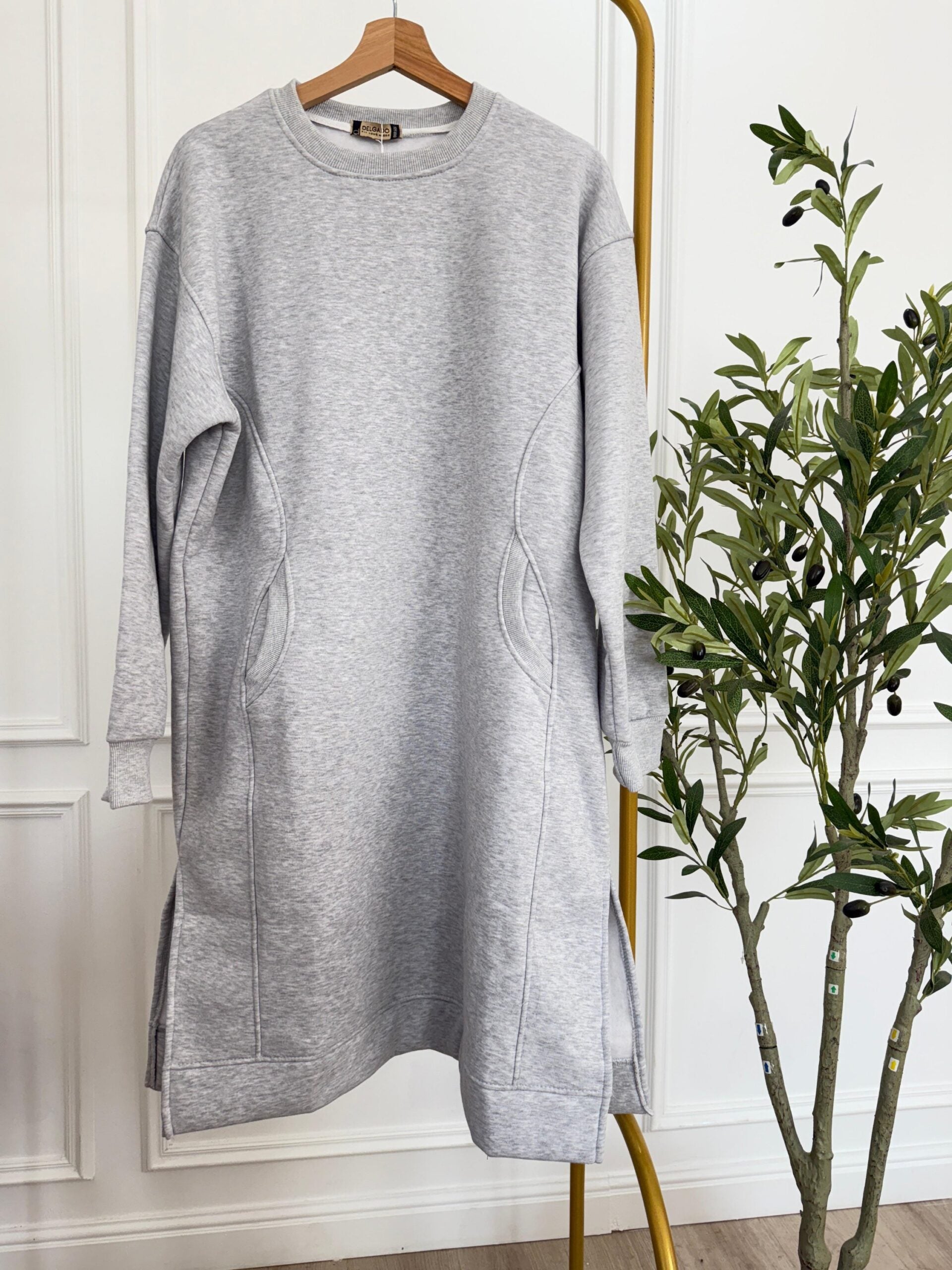 Long Sweatshirt - Amenaa