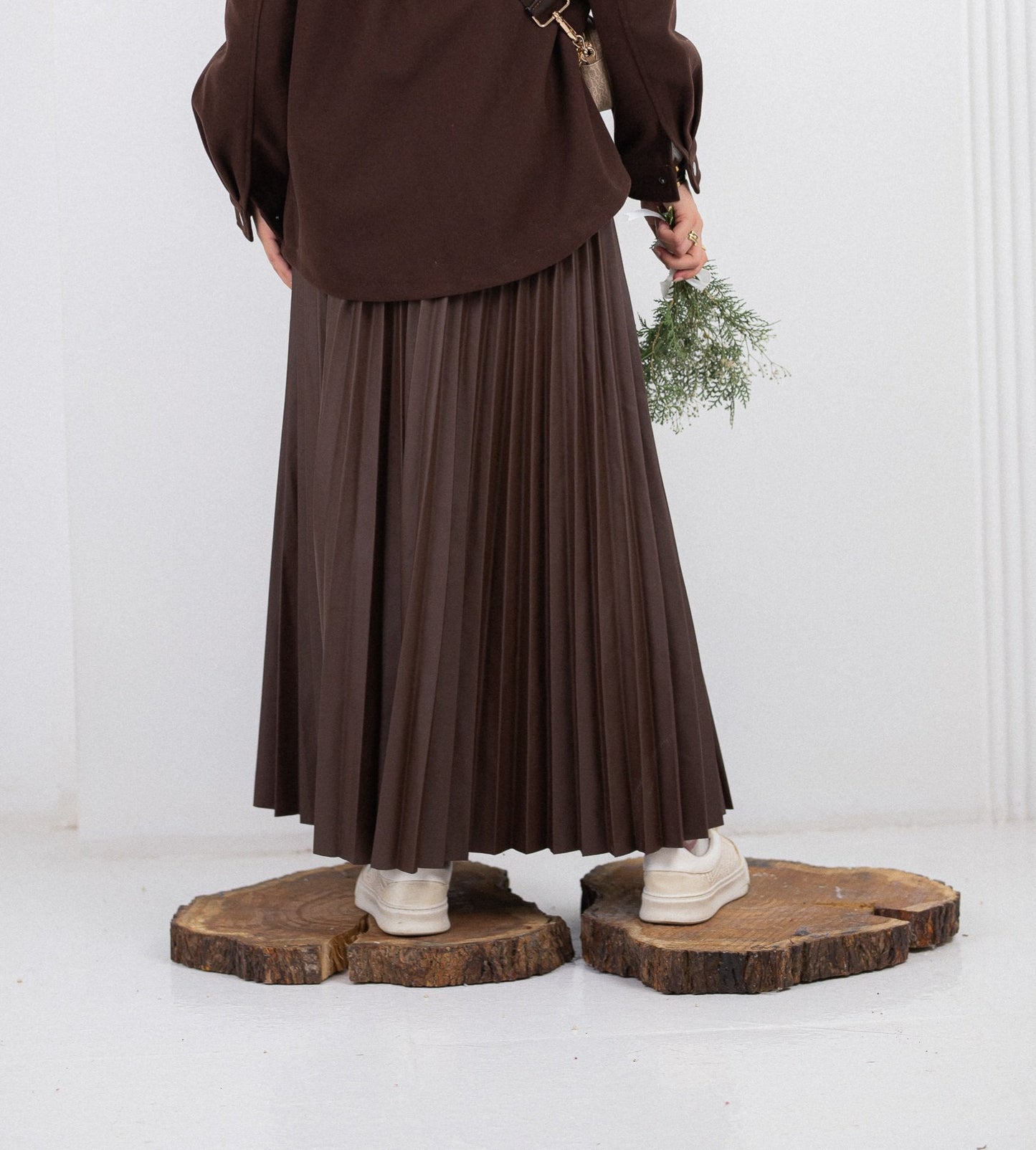 Leather Pleated Skirt - Brown - Amenaa