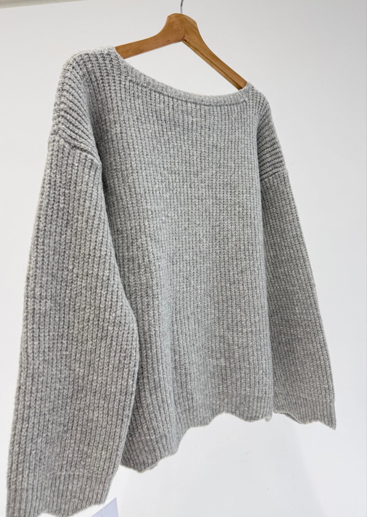 New Pullover - Amenaa