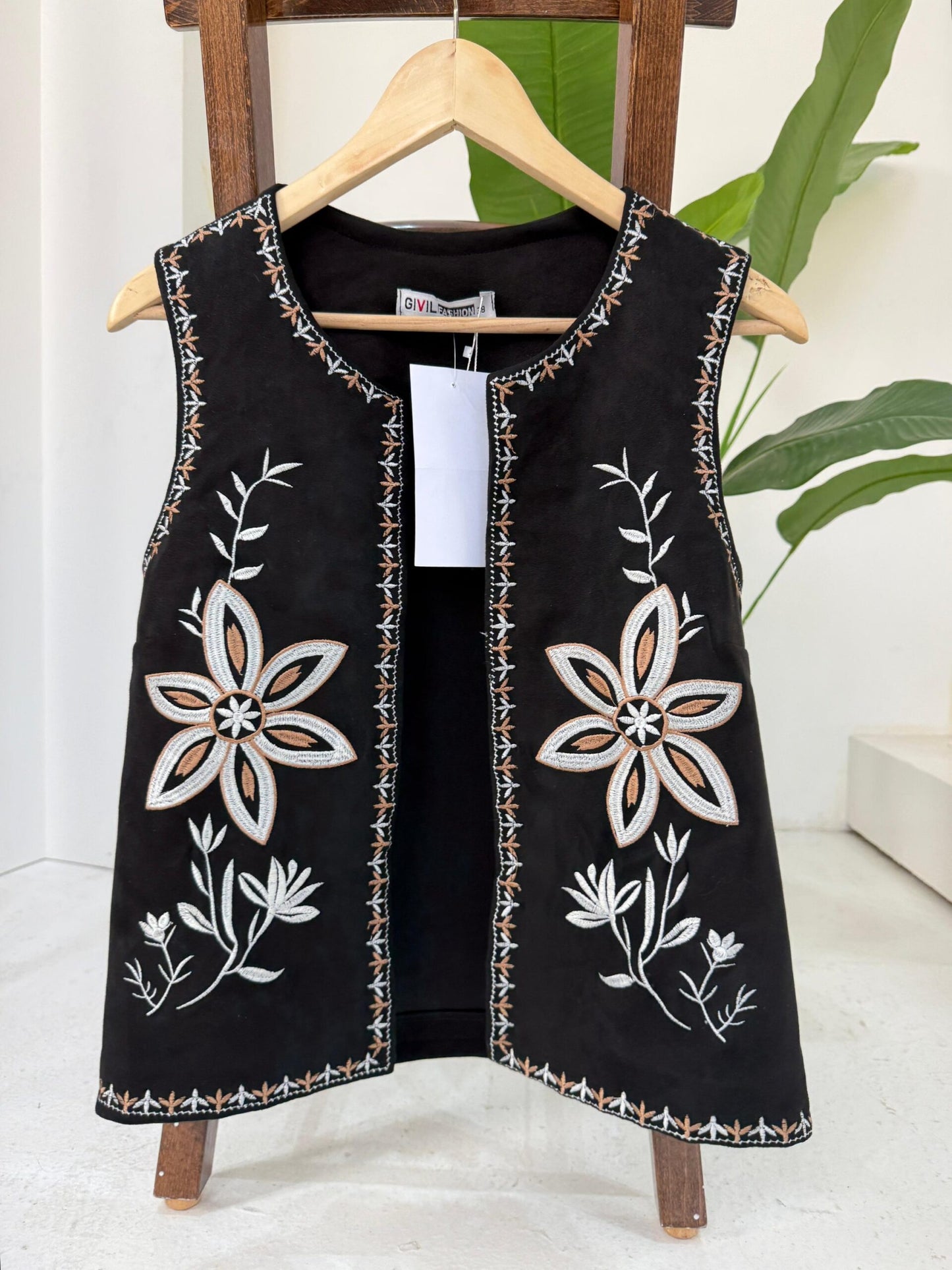 Embroidered Vest - Amenaa