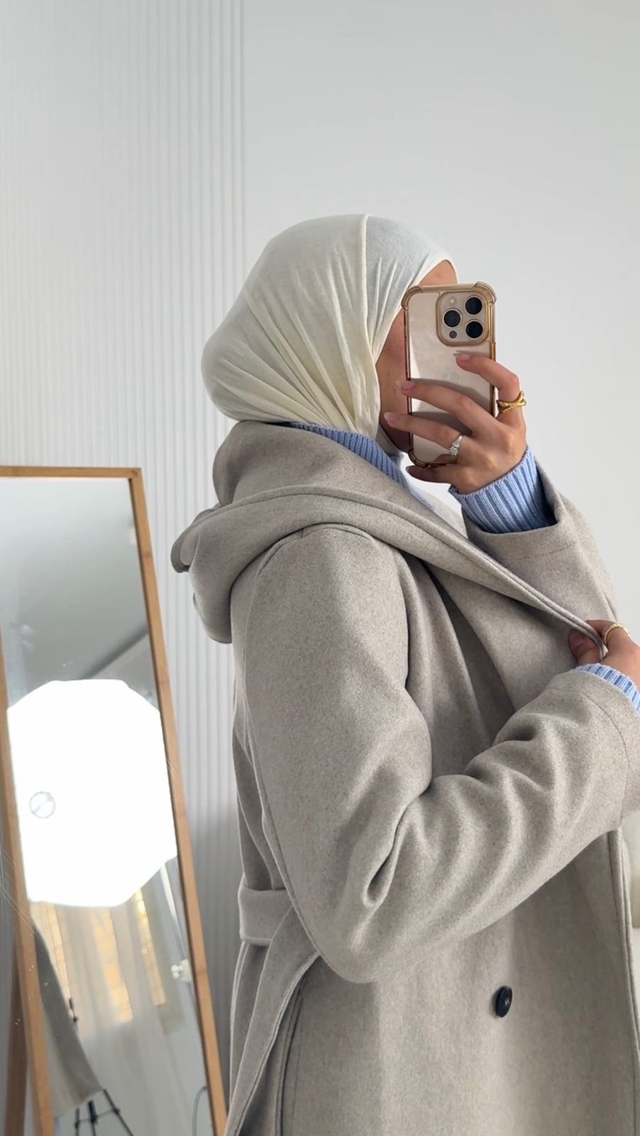 Hooded  Wool Coat - Amenaa