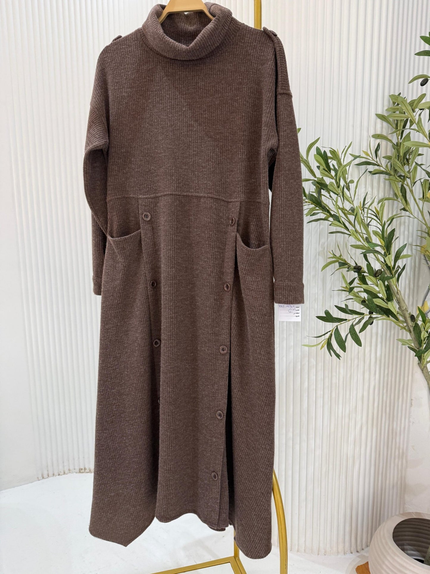 Ribbed Knit Dress - Brown - Amenaa