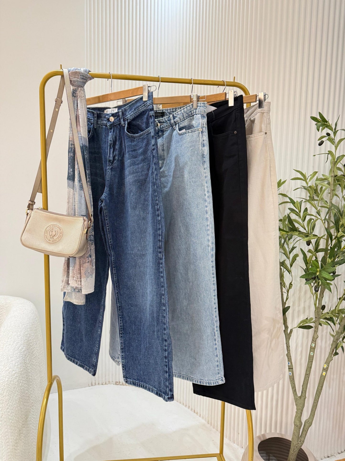 New Gabardine Pants - Beige - Amenaa