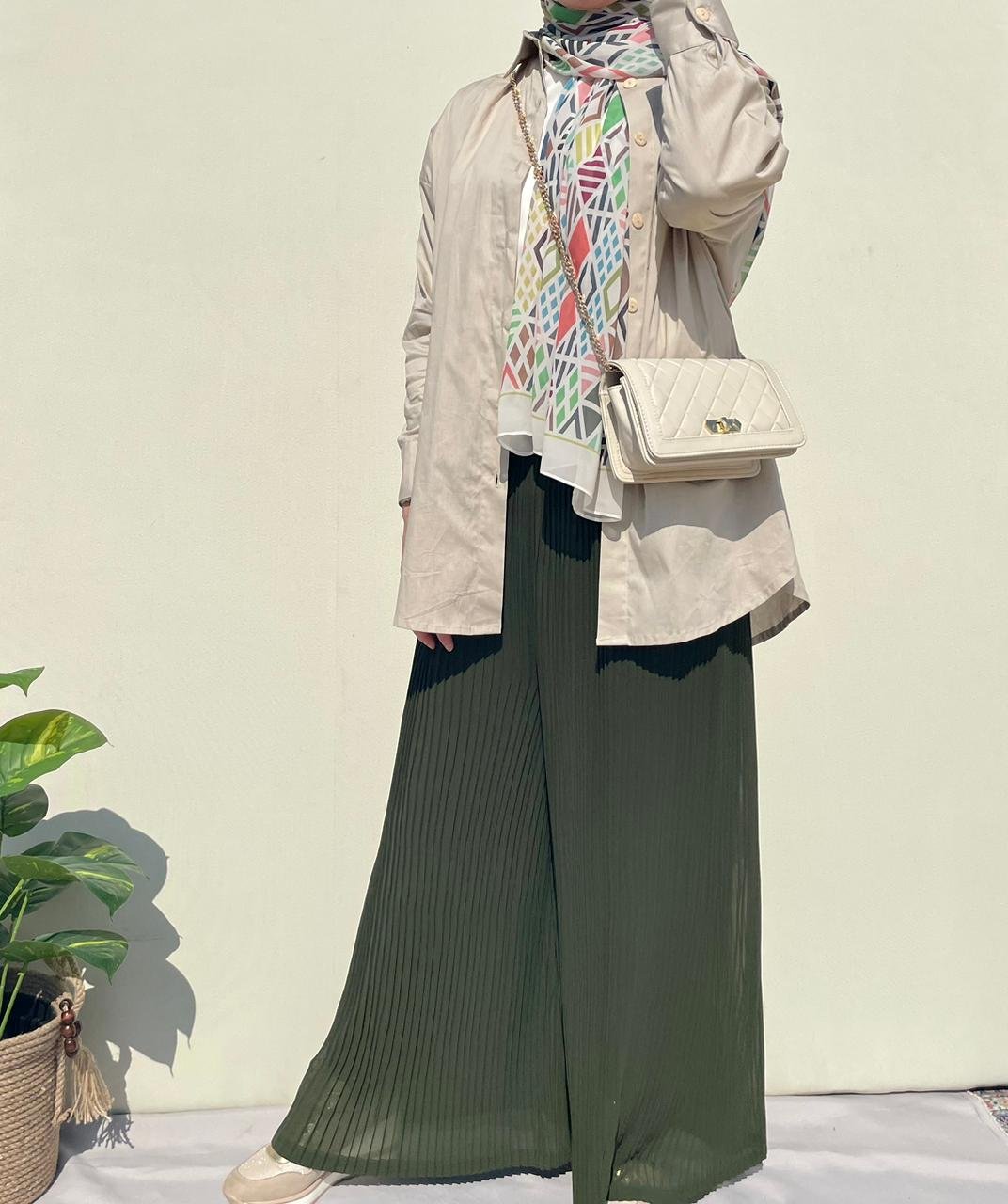Plisse Wide Leg Pants - Olive - Amenaa