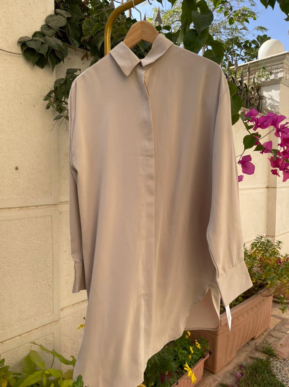 Silk Shirt - Beige - Amenaa