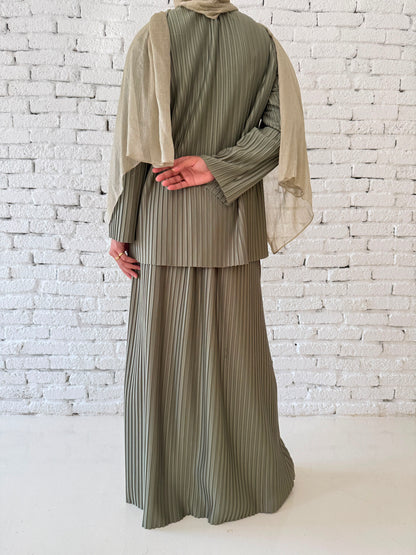 Pleated Skirt Set