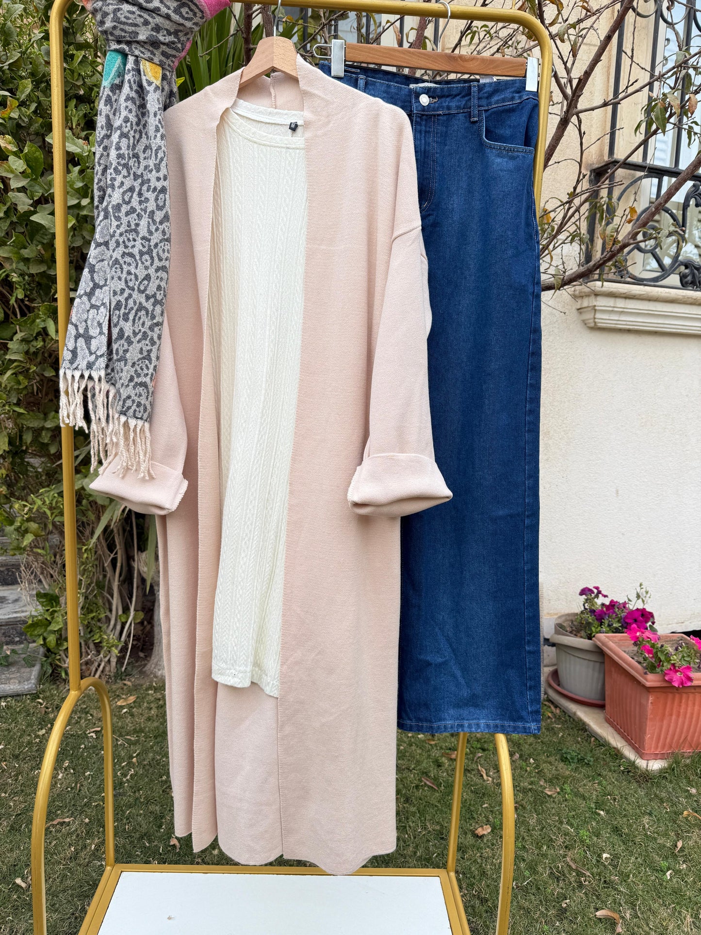 Soft Wool Cardigan - Amenaa