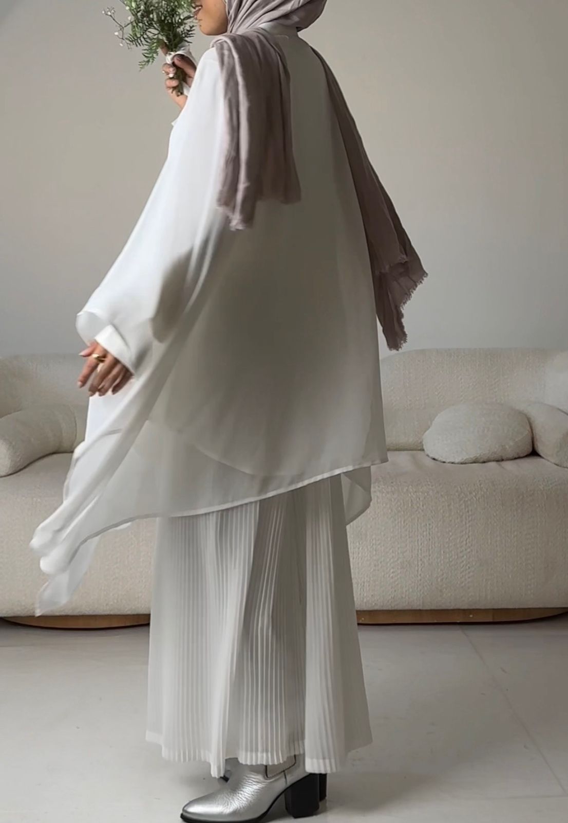 Modest Poncho - Amenaa