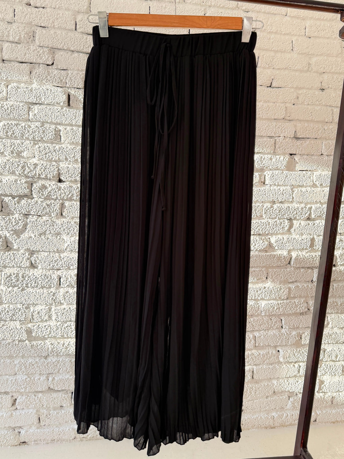 Black Plisse Pants