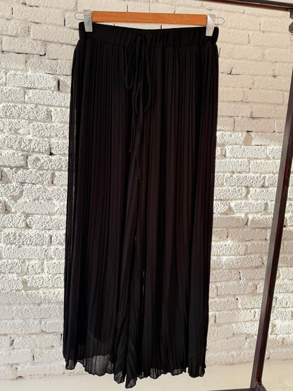 Black Plisse Pants