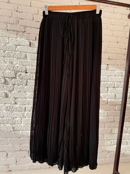 Black Plisse Pants