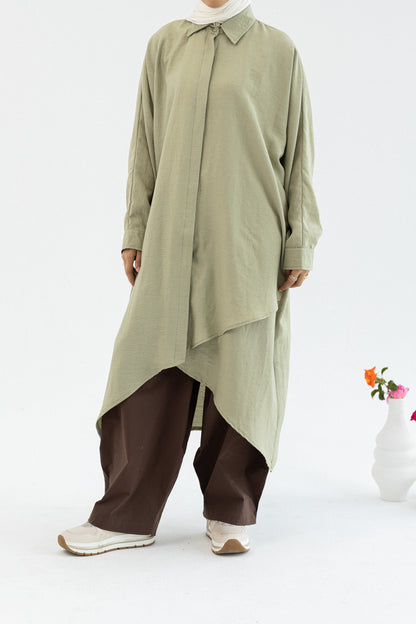 Amenaa Minimal Flow Tunic in soft fabric, featuring a relaxed fit and minimal design, shown on a model.