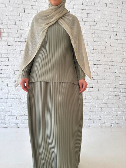 Pleated Skirt Set