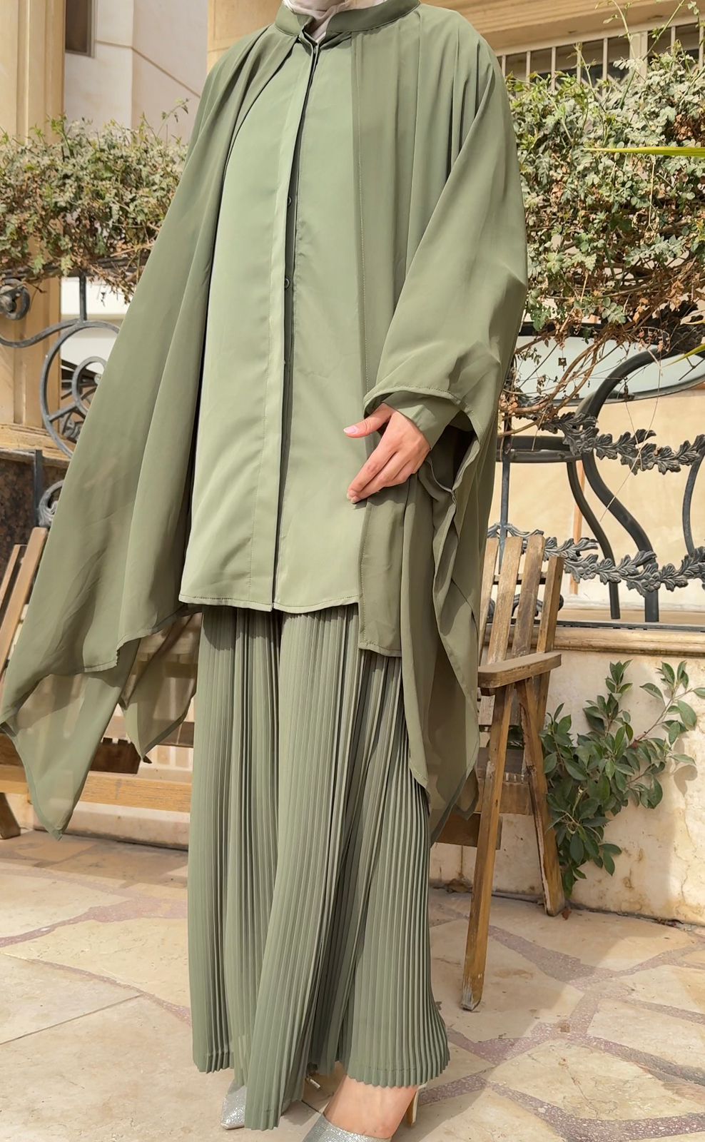 Modest Poncho - Amenaa