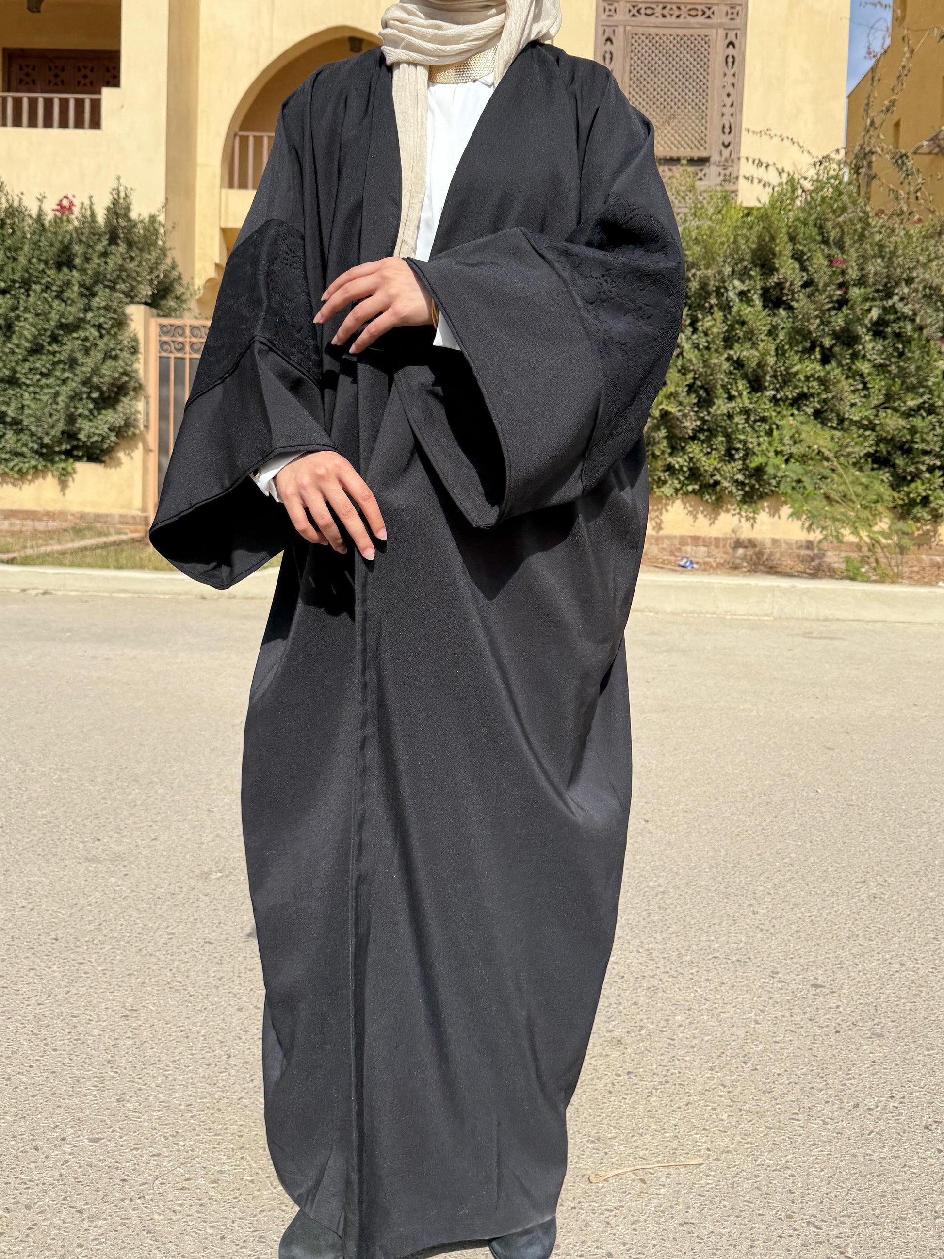 Black Guipure Kaftan - Amenaa