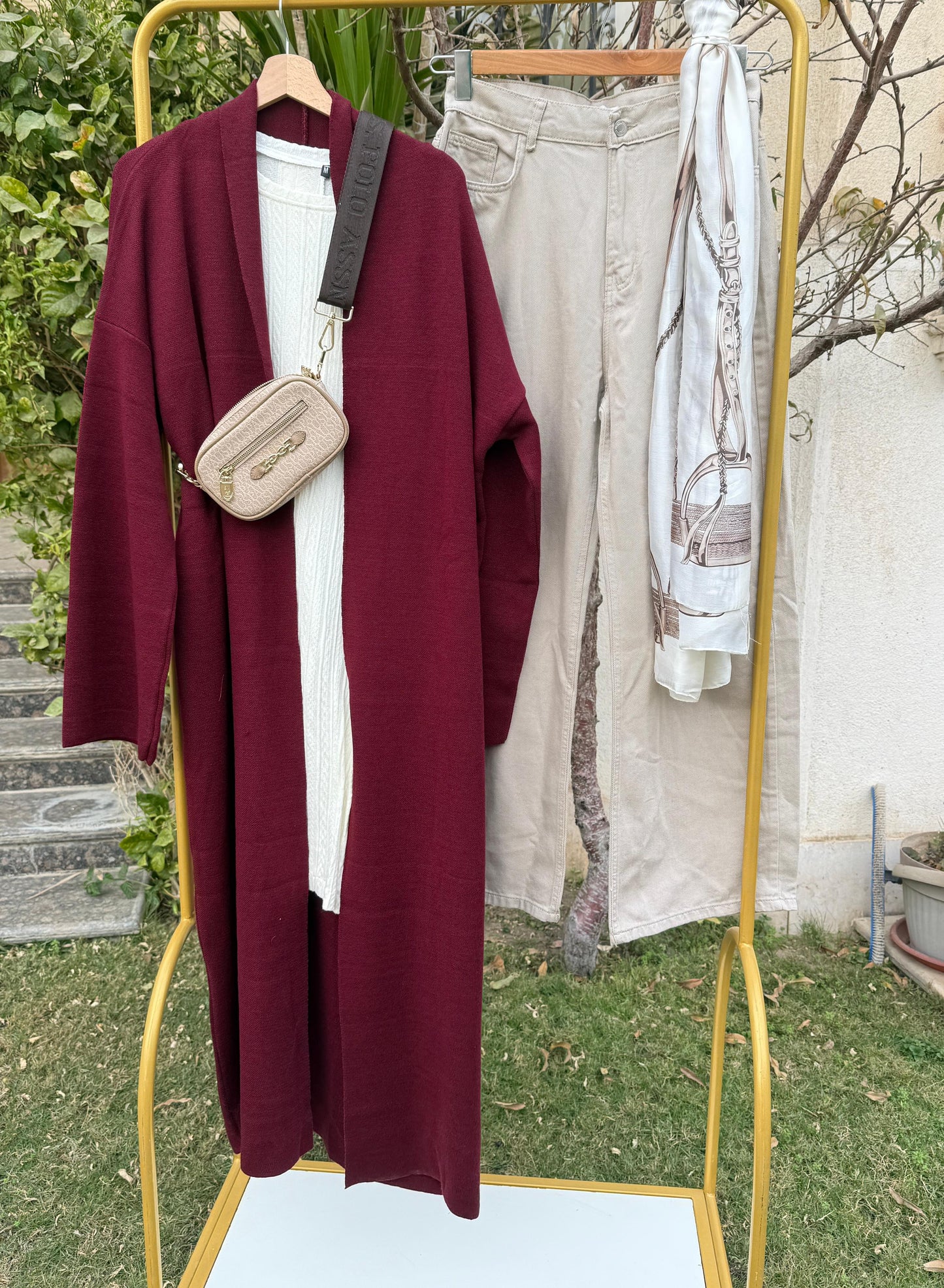 Soft Wool Cardigan - Amenaa