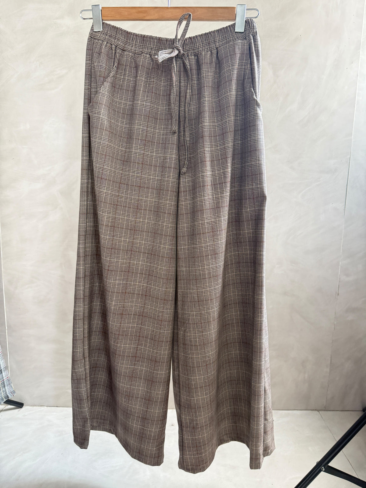 Plaid Wide-Leg Pants - Amenaa
