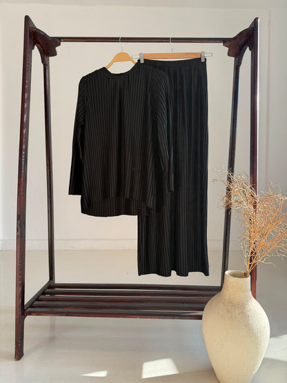 Pleated Skirt Set