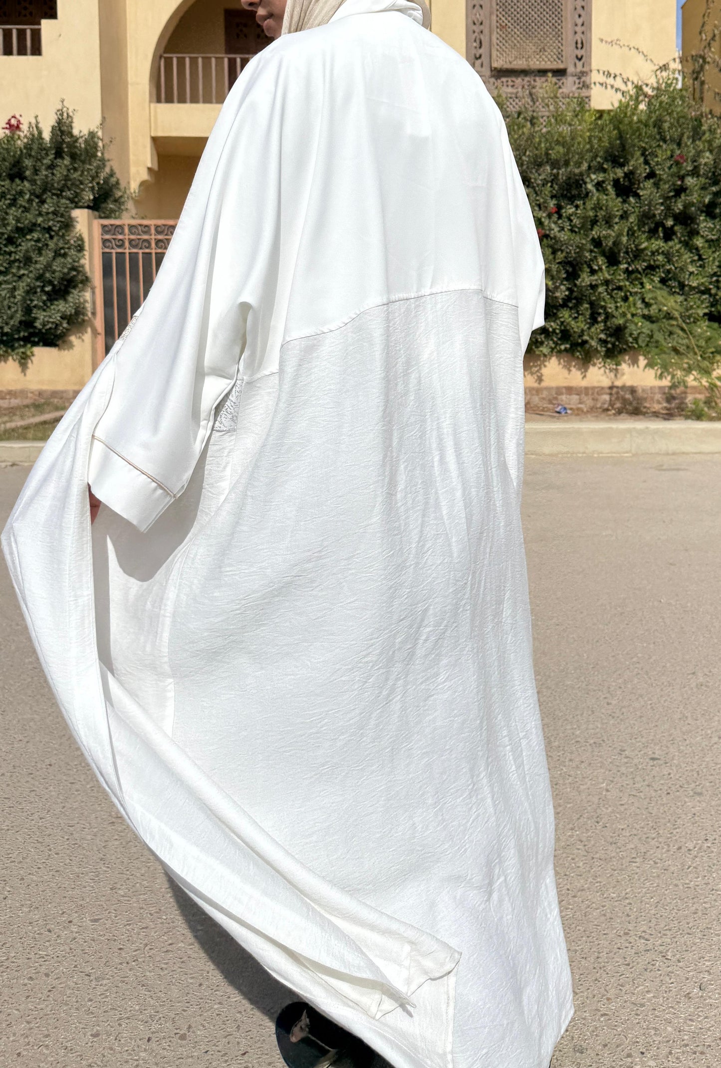 Elegant Kaftan - Off White - Amenaa