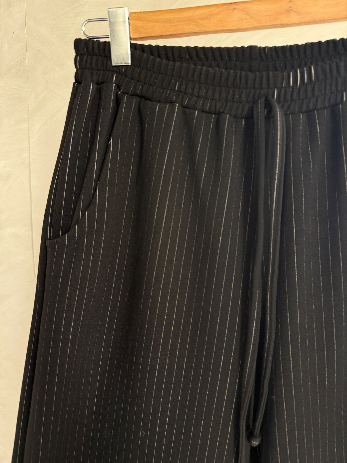 Winter Stripped Pants - Amenaa