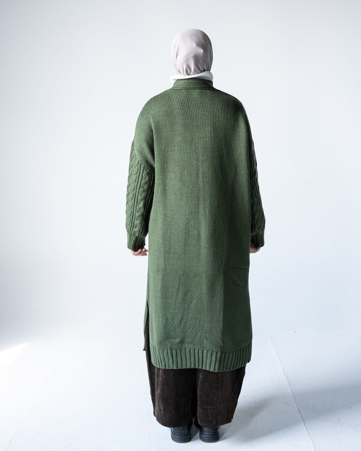New knitted Cardigan