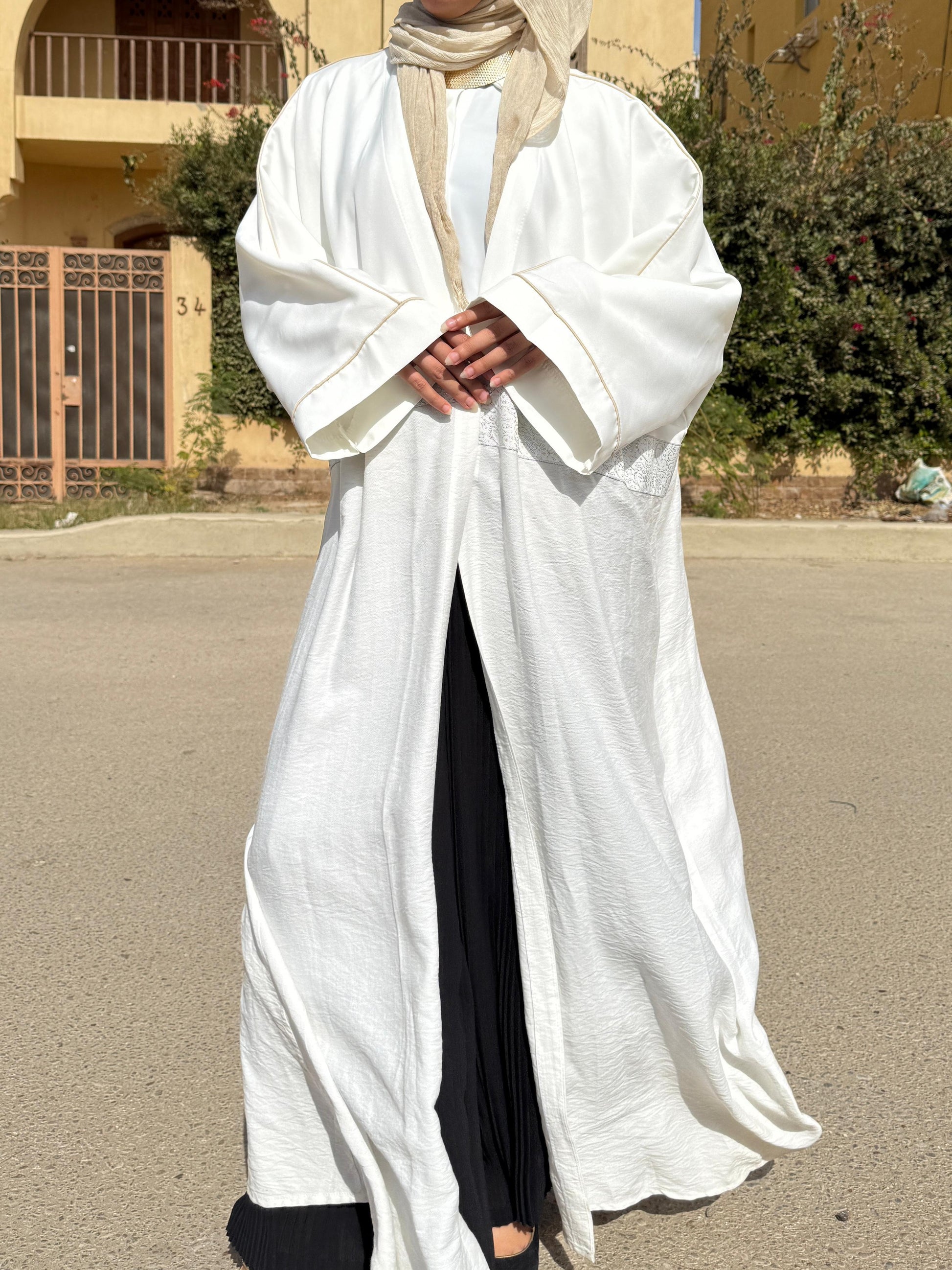 Elegant Kaftan - Off White - Amenaa