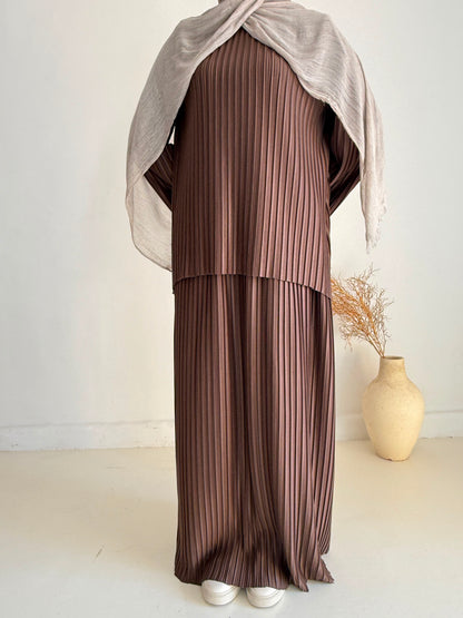 Pleated Skirt Set