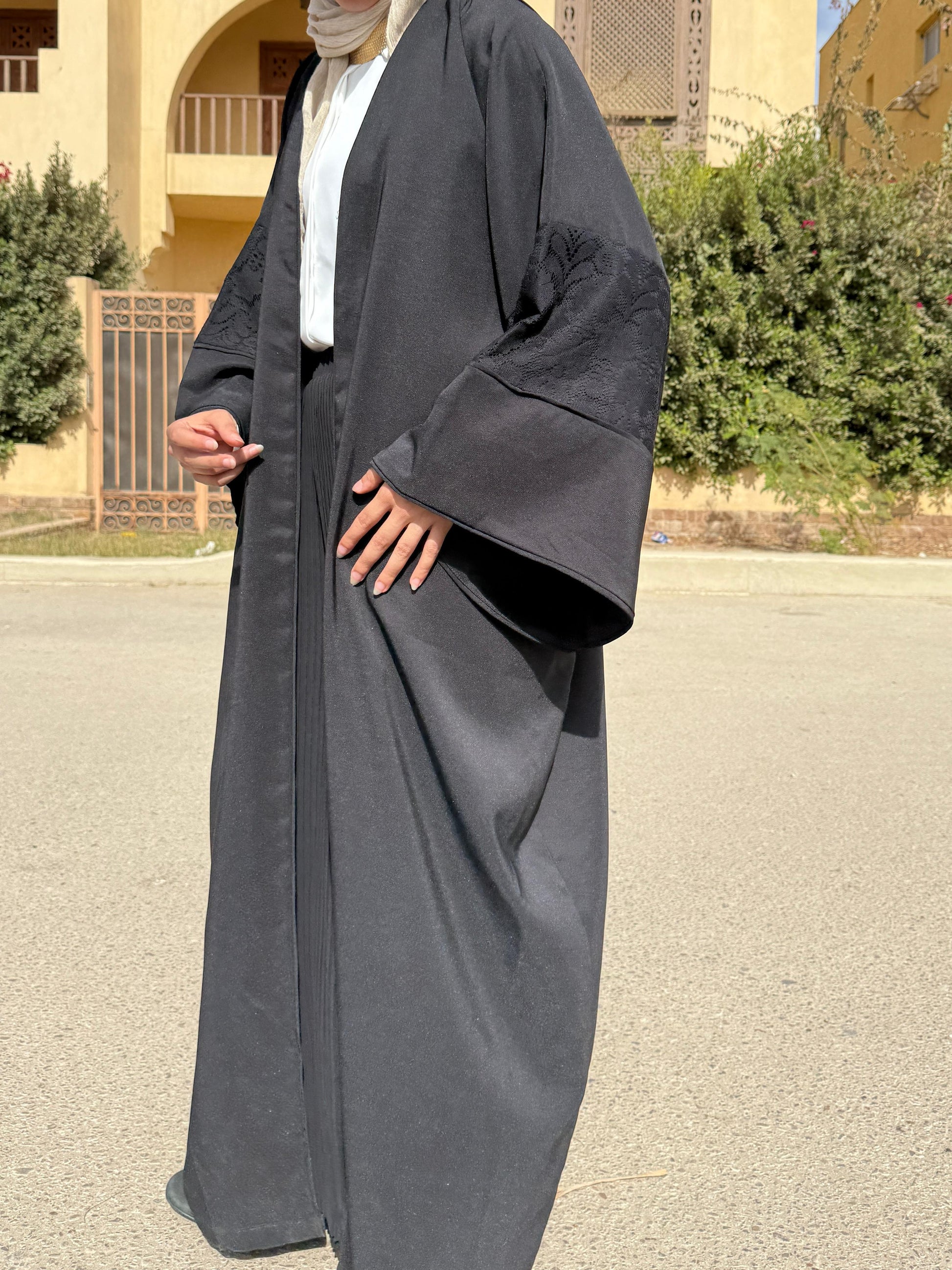 Black Guipure Kaftan - Amenaa