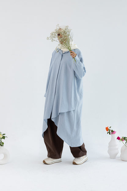 Minimal Flow Tunic by Amenaa, showcasing a lightweight, flowing fabric with a relaxed fit and subtle design details.