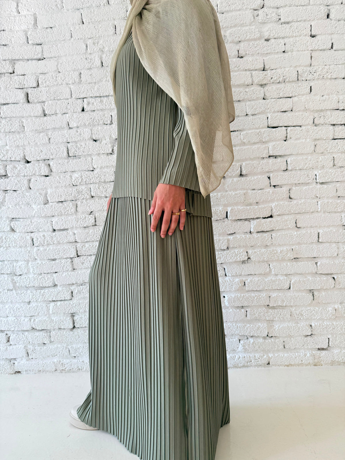 Pleated Skirt Set